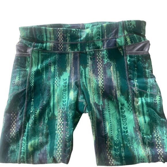 Athleta Women's Size M Green Arrow Be Free Knicker Capri Leggings - Picture 3 of 10
